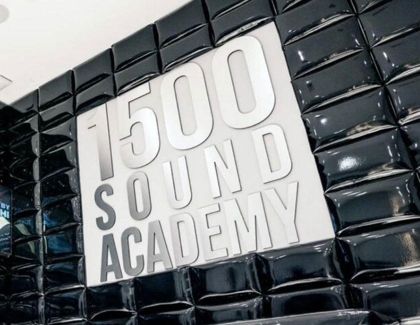 Victrola Partners with 1500 Sound Academy
