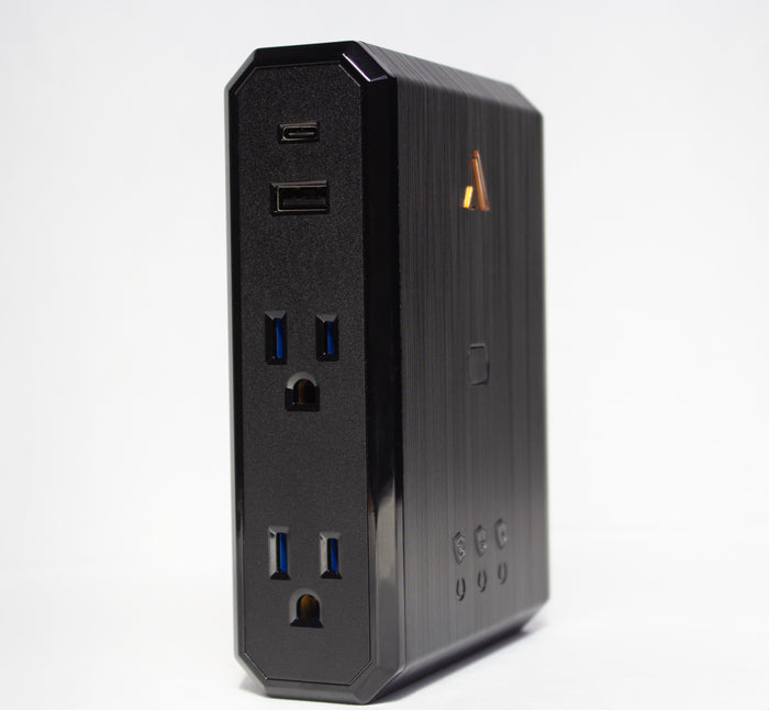 Austere Audio III Series Power 4-Outlet with Omniport USB