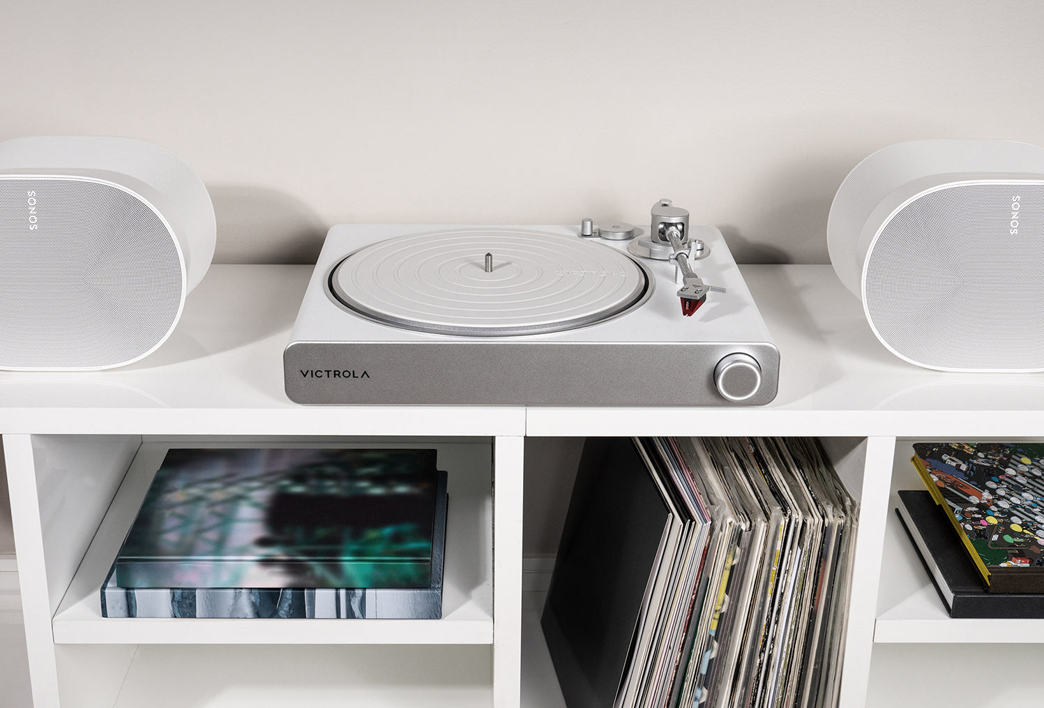 Stream Pearl WiFi and Bluetooth Turntable (Works with Sonos)
